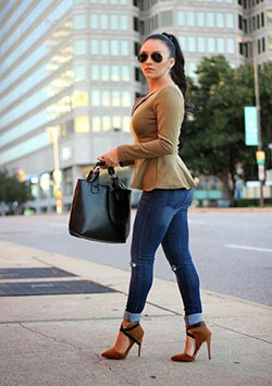 Girls Denim Outfit - Casual Denim Outfits Hilton wearing Stuart Weitzman: Denim Outfits  