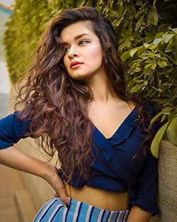 Clothing in India.: Avneet Kaur,  Fashion week  