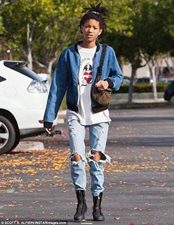 Jada Pinkett Smith. Willow Smith Ripped jeans: Ripped Jeans,  Low-Rise Pants,  Willow Smith,  Eris Baker Instagram,  Eris Baker Pics  