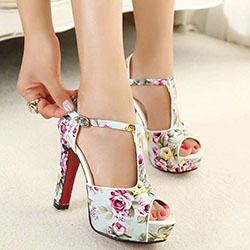 High Heel Pumps. And they want to look so beautiful heel Shoes Design.Here,you can see the Stylish heel Design: high heels,  High-Heeled Shoe,  Court shoe,  Stiletto heel,  High Heel Ideas,  Best Stilettos Ideas,  Peep-Toe Shoe,  shoes,  Heel Shoes  