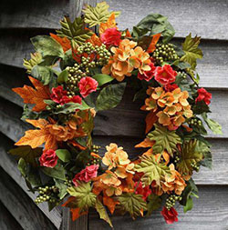 Floral design,  Cut flowers: Christmas Day,  Flower Bouquet,  Floral design,  Artificial flower,  Hessian fabric  