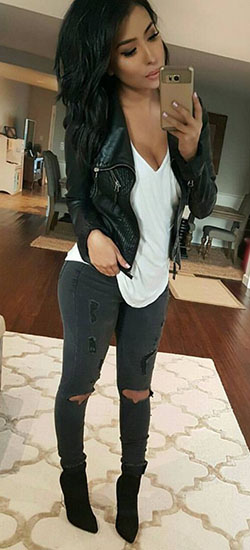 Cute Black Outfits for Teens: Skinny Jeans,  winter outfits,  Leather jacket  