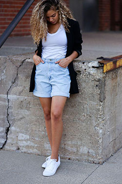 Photo , Electric blue - jeans, denim, shorts, fashion: Outfits With Shorts,  Denim Shorts,  Blue Shorts  