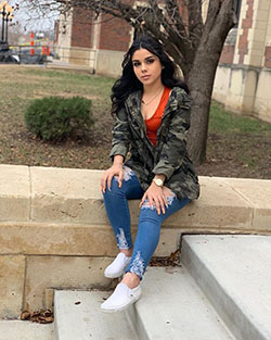 Fashion Nova,  Ripped jeans: Ripped Jeans,  Fashion Nova,  Swag Outfit Teens  