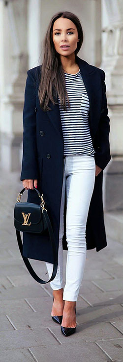 Navy coat women outfit: Slim-Fit Pants,  Navy blue,  Pea coat,  College Outfit Ideas,  Wool Coat,  Duffel coat,  swing coat,  beige coat  