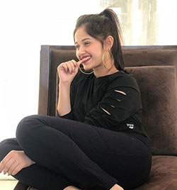 Instagram jannat zubair: Jannat zubair,  Zubair Rahmani,  Ritvik Arora,  Hot Bollywood Actress  