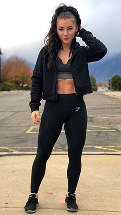 Gymshark silver lining seamless sports bra: Sports bra,  Yoga pants,  Gymshark Ltd,  fashion goals,  Legging Outfits,  Sports Pants  