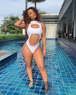 Hot Kennedy Cymone In Pool: Kennedy Cymone Hot  