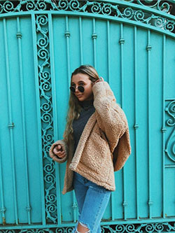 Teddy Coat Outfit Ideas For Winter: Fur clothing,  Teddy Jacket,  Emma Chamberlain,  Furry Coat  