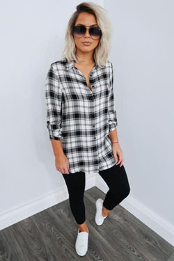 Summer Flannel Shirt Outfit With Leggings: Slim-Fit Pants,  shirts,  Flannel Shirt Outfits,  Plaid Shirt,  Lumberjack shirt  