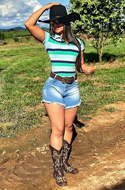 Modern Cow Girl Outfit With Shorts and boots: Cowboy boot,  Cowboy hat,  Cowgirl Dresses,  cowgirl shorts  