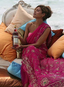 Hot Pictures of Eva Mendez In Saree: Paris Hilton,  Hollywood Celebrities In Saree,  Hot Girls In Saree  