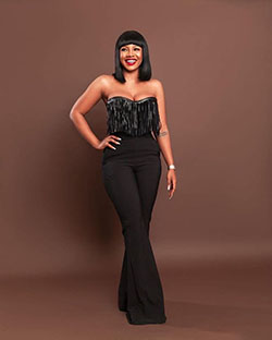 Tips On How To Wear Black Dress: Fashion photography,  Linda Ikeji,  Simply Tacha Instagram,  black dress  