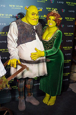 Heidi Klum as Princess Fiona and her boyfriend as Shrek: Halloween costume,  Heidi Klum  