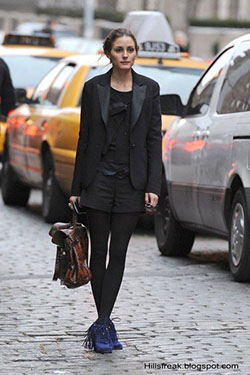 Look con mocasines olivia palermo: TV Personality,  Olivia Palermo,  Black Shorts,  Alexa Chung  