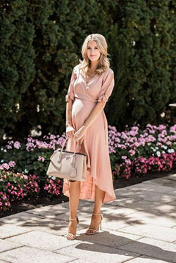 Trendy Maternity Outfits with Tote bag: Petite size,  Maternity clothing,  Maternity Outfits  