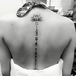 Spine tattoos for women, temporary tattoo: Body art,  Tattoo artist,  Temporary Tattoo,  Tattoo Ideas  