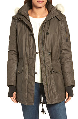 Jacket Outfits With Uggs: Uggs Outfits  