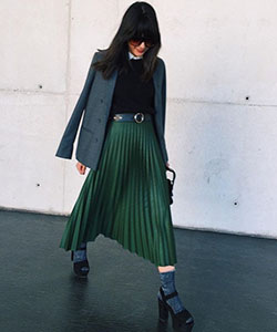 Outfit With Pleated Skirts: Skirt Outfits,  Pleated Skirt  