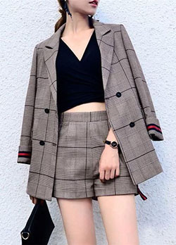 Plaid suit for women, Formal wear: Formal wear,  Business Outfits  