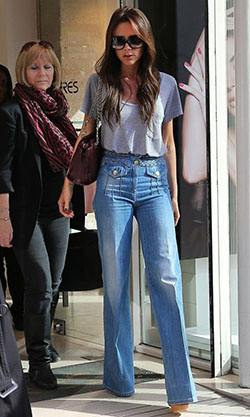 Victoria beckham casual outfits, Victoria Beckham: Wide-Leg Jeans,  Fashion photography,  Business casual,  Victoria Beckham,  David Beckham,  Bootcut Jeans  