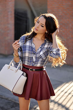 Spanish designers fashion model, Skater Skirt: shirts,  Skater Skirt,  fashion blogger,  Skirt Outfits,  Fashion accessory  