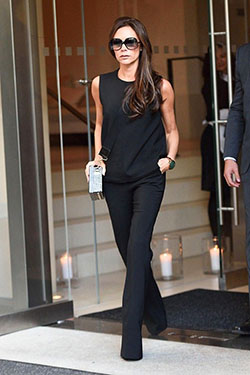 Victoria beckham casual style, Victoria Beckham: Victoria Beckham,  Fashion photography,  David Beckham,  Bootcut Jeans  