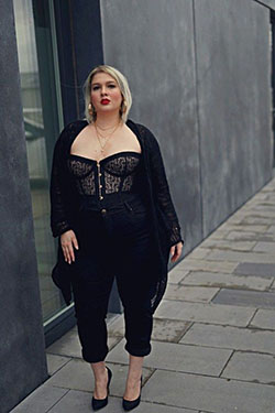 Trendy Plus Size Outfits Ideas, Plus-size clothing, Fashion blog: Plus size outfit,  fashion blogger,  Dolce Gabbana,  Marina Rinaldi  