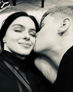 Ariel Winter Instagram Photos, Ariel Winter, Modern Family: Child actor,  Ariel Winter,  Levi Meaden,  Child model,  Hot Instagram Models  