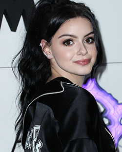 Beautiful womens choice for Ariel Winter, Modern Family: United States,  Ariel Winter,  Levi Meaden,  Hot Instagram Models  