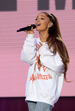 Ariana grande one love manchester: Ariana Grande,  Ariana Grande’s Outfits  