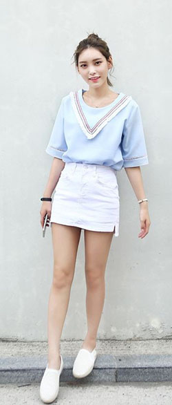 Cute simple korean outfit for girls: Street Style,  Casual Outfits,  Youthful outfits  