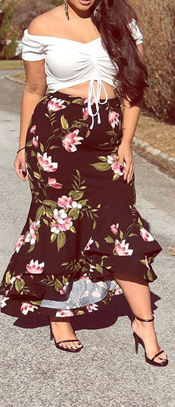 Plus-size clothing, Cocktail dress: Cocktail Dresses,  Plus size outfit,  Plus-Size Model  