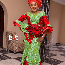 Lovely Ankara Skirt and Blouse Styles 2020: African Dresses,  Crew neck,  Aso ebi,  Ankara Dresses  