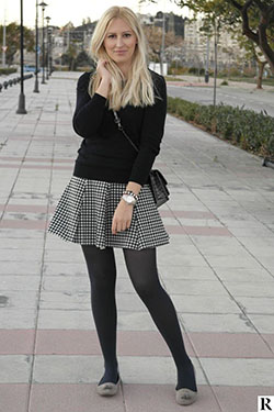 Fabulous & cool pantimedias con flats, Fashion blog: High-Heeled Shoe,  fashion blogger,  Ballet flat,  Tights outfit  