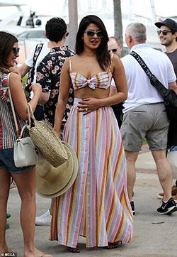 Priyanka hot with husband, Nick Jonas: Priyanka Chopra,  Celebrity Style  