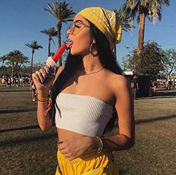 Exotic styles for maggie lindemann coachella, We Heart It: Coachella Outfits,  Emma Chamberlain,  instafashion  