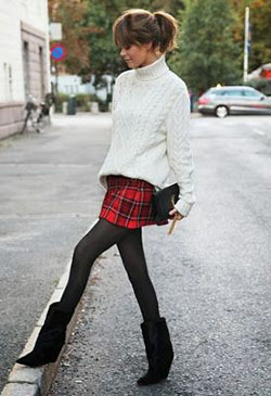 Plaid skirt winter outfit, Winter clothing: winter outfits,  Skirt Outfits,  Street Style,  Casual Outfits  