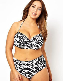 Curvy plus size biquini, Plus-size model: Plus size outfit,  Plus-Size Model  