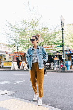 Denim jacket outfit hipster, Jean jacket: Jean jacket,  Cute outfits,  Street Style,  Casual Outfits  