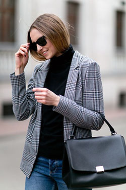 Work Wear Grey Plaid Blazer Women's Outfit: Casual Plaid Blazer Style,  Stylish Plaid Blazer Street Style,  Plaid Blazer Style,  Plaid Blazer Ideas,  Plaid Blazer Outfit,  Plaid Blazer  