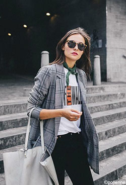 Women Blazers Fashion New Trends: Stylish Plaid Blazer Street Style,  Street Style Plaid Blazer,  Plaid Blazer Work Outfit,  Plaid Blazer Style,  Plaid Blazer Ideas,  Plaid Blazer Outfit  