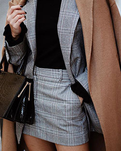 Plaid skirt with tan coat outfit: Business casual,  Trench coat,  Business Outfits,  Casual Outfits  