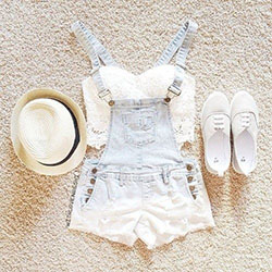 Romper Suit Crop Top Summer Outfit Ideas for Teenagers Trending in 2022: Romper suit,  Crop top,  Casual Outfits,  Overalls Shorts Outfits  