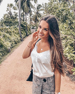 Amelie Weissenberger Instagram, Photo shoot, Long hair: Long hair,  Brown hair,  Portrait photography,  Photo shoot,  Black hair,  Amelie Weissenberger  