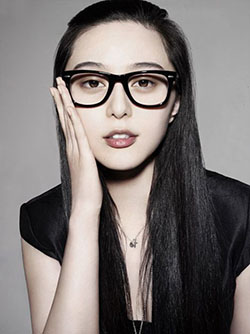 Street fashion fan bingbing glasses: Hipster Fashion,  Nerdy Glasses  