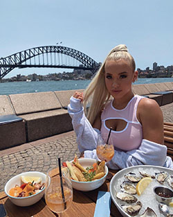 Instagram Sexiest Tammy Hembrow: Instagram photos,  Tammy Hembrow,  Hot Instagram Models,  instagram profile picture,  Instagram pictures,  Instagram Tammy Hembrow  