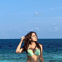 Sara Ali Khan Hot Pictures, Bollywood Babes: Hot Bollywood Actress,  Bollywood Actress Photos,  Hot Bollywood Cover,  Hot Actress,  Desi Actress Pics,  Bollywood Actress,  Girls In Bollywood,  Latest Bollywood Actress  