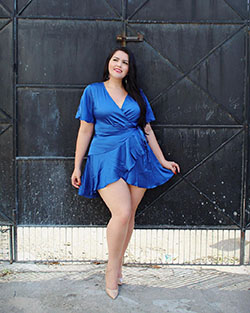 Electric blue and cobalt blue dress, sexy legs, apparel ideas: Cobalt blue,  Electric blue,  Instagram girls,  Electric Blue And Cobalt Blue Outfit  