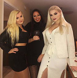 Anna Faith hot legs, blond hairs, Lip Makeup: Long hair,  Blonde Hair,  Instagram girls,  Cute Instagram Girls  